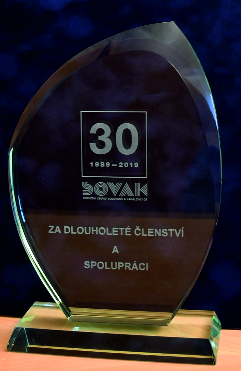 Výroční plaketa ve tvaru kapky Výroční plaketa ve tvaru kapky