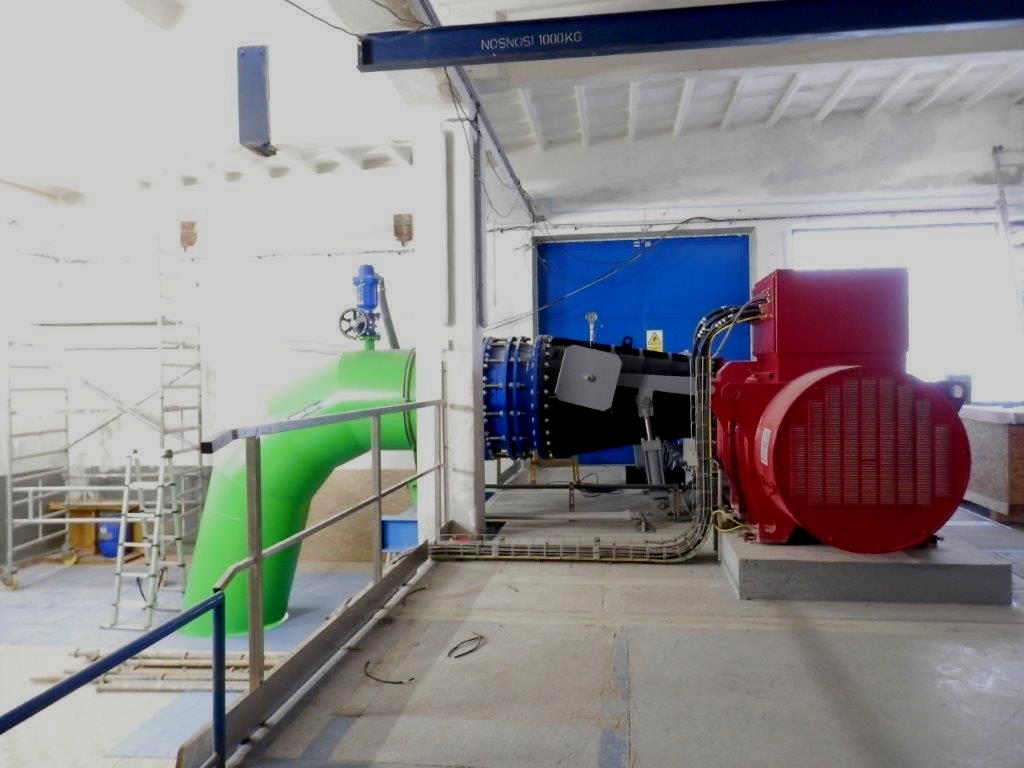 Malá vodní elektrárna na Úpravně vody Nová Ves, zdroj Severomoravské vodovody a kanalizace Ostrava a.s. Malá vodní elektrárna na Úpravně vody Nová Ves, zdroj Severomoravské vodovody a kanalizace Ostrava a.s.