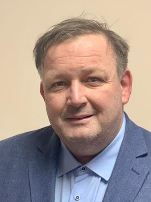 Ing. Zdeněk Frček, MBA, kooptovaný člen představenstva Ing. Zdeněk Frček, MBA, kooptovaný člen představenstva
