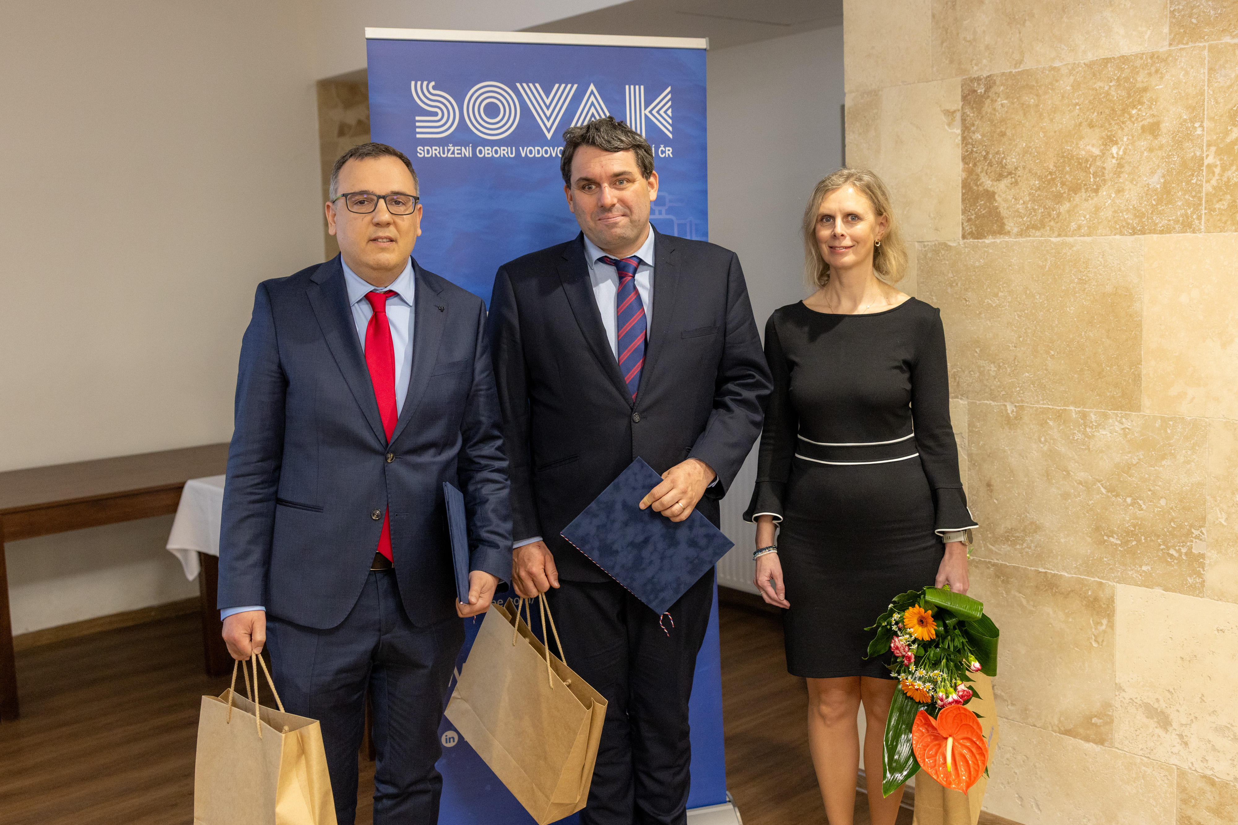 Ocenění (zleva) Filip Wanner, Pavel Král a Iva Librová