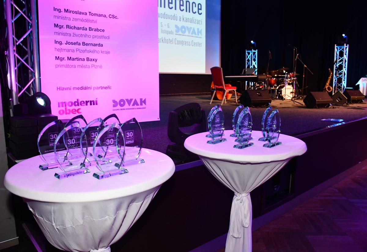 Slavnostní večer konference Provoz vodovodů a kanalizací 2019 Slavnostní večer konference Provoz vodovodů a kanalizací 2019