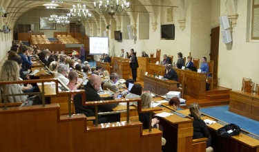 Foto: archiv Kanceláře Senátu. Seminář Pitná voda pro 3. tisíciletí.